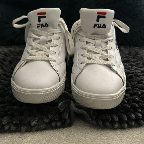 Fila Shoes Womans Fila White Running Shoe Size Us 8 Poshmark